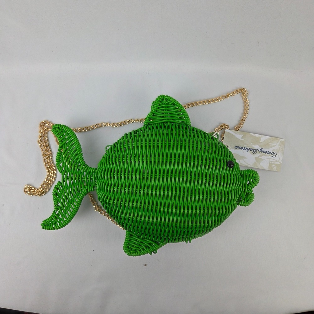 Tommy Bahama Viral Green Fish Woven Straw Novelty Bag Tropical Summer NWT - Picture 1 of 6